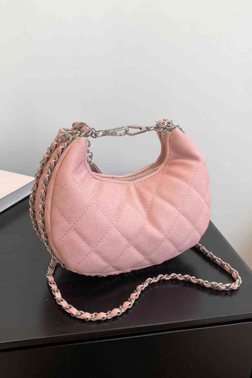 Pink tufted PU leather handbag